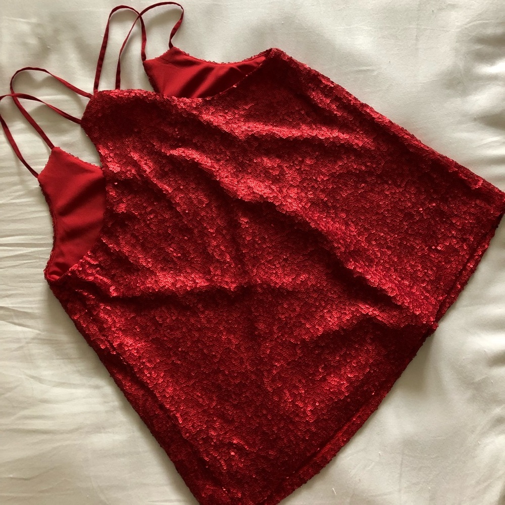 Red Guess Sparkle Top - Picture 2 of 2